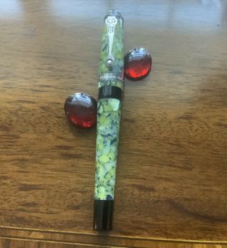 Marlen (dot Com) Rare Green Marble Fountain Pen 18k Med Nib