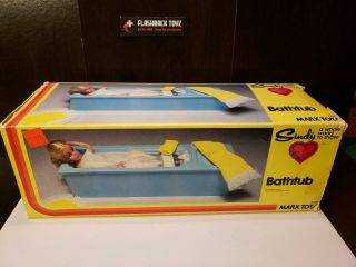 1978 Vintage Marx Toys Sindy Doll Bathtub 1240 Complete Towels,  Rug Tray & Box