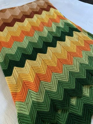 Vtg Crocheted Afghan Hand - Knit Throw Blanket 50 X 68” Chevron Pattern 60s/70s