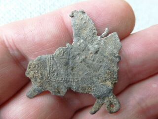Metal Detecting Find - Is It A Pilgrims Badge Or A Flat Toy Soldier