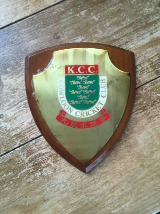 Rare Vintage Kcc Kowloon Cricket Club Wooden Wall Plaque Brass Crest Shield