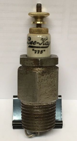 Rare Vintage Bee - Kay Spark Plug 1/2” Thread Model T Ford