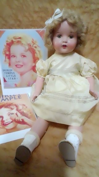 Rare 1930s Composition 22 Inch Shirley Temple Crier Doll