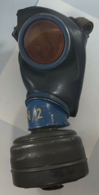 WW2 GERMAN ARMY GAS MASK &CANISTER COMPLETE RARE VINTAGE WORLD WAR 2 3