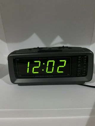 Vintage Lenoxx Sound Cr - 776 Am/fm Alarm Clock Radio Large Led Display