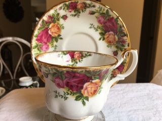 Vintage Tea Cup And Saucer Royal Albert Old Country Roses (rare) 2000
