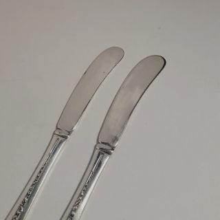 TOWLE STERLING SILVER RAMBLER ROSE (2) FLAT BUTTER SPREADERS NO MONOGRAM 5 - 7/8 