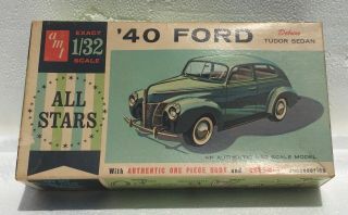 Rare Complete Unbuilt 1940 Ford Deluxe Tudor Sedan Hardtop 1:32nd Boxed Amt Kit
