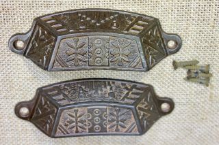2 Old Bin Pulls Drawer Handles 4 3/4” Vintage Cast Iron Rustic Windsor Leaves