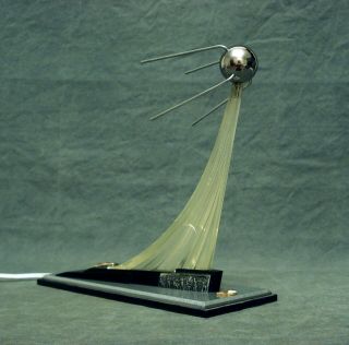 Exclusive Vintage Soviet Russian Space Sputnik Rocket Desktop Lamp Ussr Rare