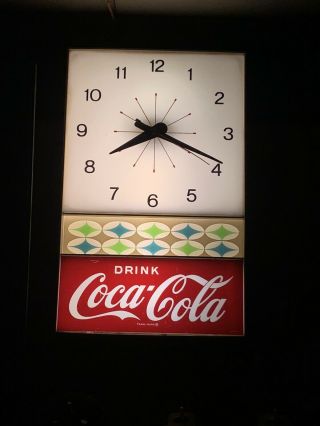 Vintage And Rare Coca Cola Lighted Clock Wallclock Coke Clock