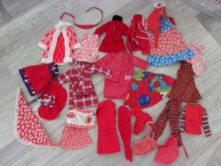 Barbie/midge/sindy/fleur - Vintage Dolls Clothes X 25 Items - Red