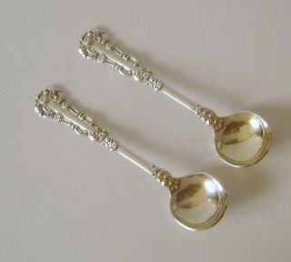 A Ornately Embossed Sterling Silver Small Salt Spoons Birmingham 1900