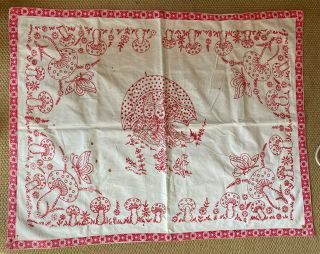 Vintage 1930’s Hand Embroidered Linen Cloth.  75 Cm X 100 Cm