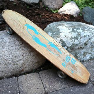 Vintage Nash Fifteen Toes Skateboard Wooden Deck Blue Paint Sidewalk
