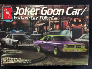 Amt 1:25 Scale Joker Goon Car Batman Gotham City Police Car Dodge Open Box T1