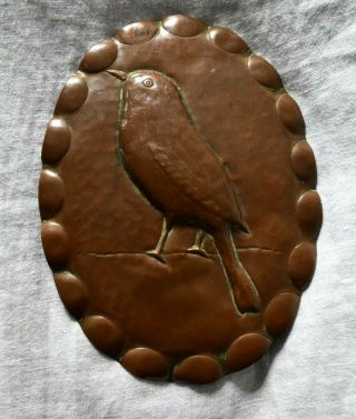 1910 Hammered Arts And Crafts Copper Wall Hanging Plaque Of Garden Bird Robin