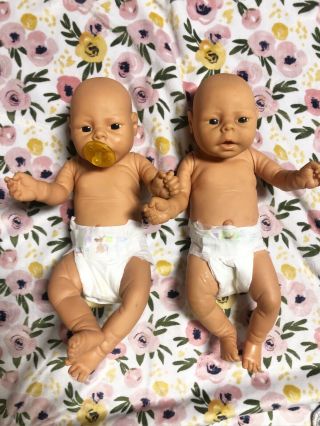 Vtg.  Dolls Realistic Newborn Baby Girl & Baby Boy 18 " Anatomically Correct Twins