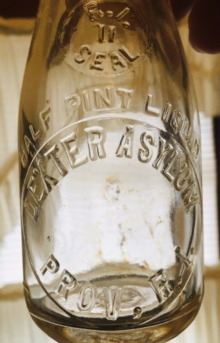 Extremely Rare Dexter Asylum Prov.  R.  I.  Rhode Island 1/2 Pint Milk Bottle