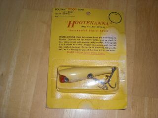 Hootenanna Vintage Wooden " Glow " Fishing Lure - - Old Stock