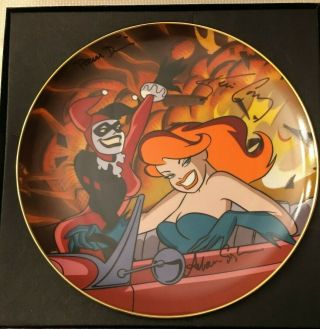 Harley Quinn & Poison Ivy Signed Collector 