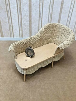 Dollhouse Miniature 0 Artisan Unfinished Curved Back Wicker Chaise Lounge 1:12