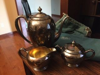 Vintage Oneida Silver Plated Coffee Tea Pot 3 Piece Service Set Creamer Sugar