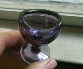 ANTIQUE AMETHYST GLASS EYEWASH CUP OVER 100 YEARS OLD WITH ROLLED IN RIM 3