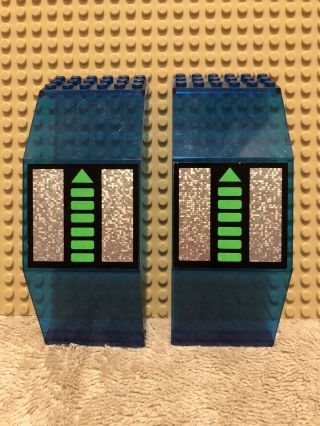 Lego Panel Window 10 X 6 X 11 With Unitron Silver / Green Pattern Monorail 6991