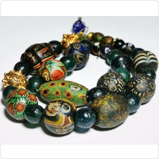 Antique Wonderful Rare Unique Mosaic Glass Beads Lovely Necklace.  4