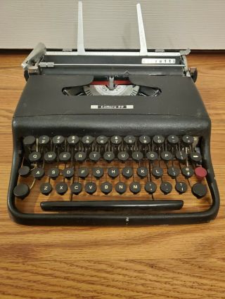 Vintage Olivetti Lettera 22 Rare Black Typewriter Check Details