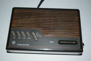 Vintage Ge 7 - 4612b Am/fm Alarm Clock Radio Digital Led General Electric -