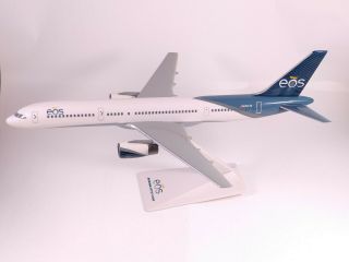 Eos Airlines Boeing 757 - 200 Aircraft Model 1:200 Scale Flight Miniatures Rare