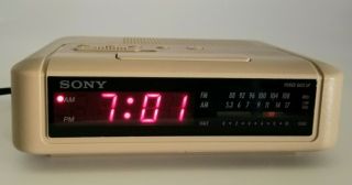 Vintage Sony Dream Machine Fm/am Digital Alarm Clock Radio Icf - C240 Euc
