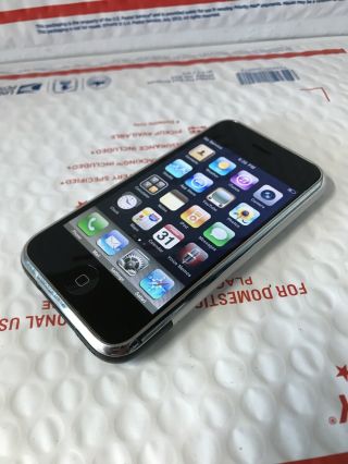 Apple iPhone 2g - 1st Generation - 8gb At&T Great Rare 2