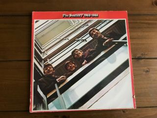 The Beatles - 1962 - 1966 Red Album Rare IRISH pressing,  BLACK APPLE LABEL NOT RED 2