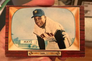 1955 Bowman Baseball Card Willie Mays 184 Incredible Color And Sheen.  Very Rare