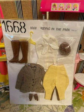 Vintage Barbie Outfit Riding In The Park 1668 With Rare Htf Gloves