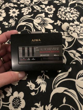 Vintage Very Rare Aiwa Bass Stereo Cassette Player Model Hs - G370 Beltclip