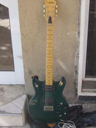 Rare Vintage Bulgarian Electric Solo Guitar " Kremona " - Kazanlak - 70s.