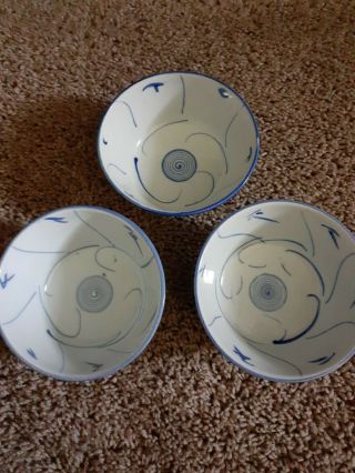 Antique Spiral Chinese Hand Painted White And Blue Jingdezhen Bowls Set Of 3