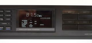 Sony St - S555ES Audio Current Transfer FM Stereo Tuner Direct Comparator Rare 3