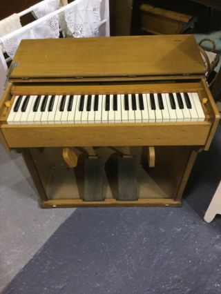 Vintage Rare Estey Foldable Pump Organ - Wwii Chaplain Field Organ