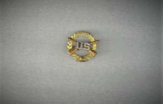 Rare Wwi Us Army Infantry Sweetheart Pin U.  S.  & Rifles Set On A Silver Wreath