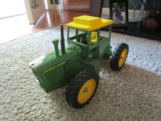 John Deere Farm Toy 7520 4wd Rare Find