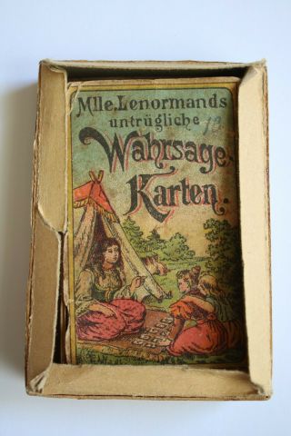 Antique Mlle.  Lenormands Untrugliche Wahrsage Karten.  German