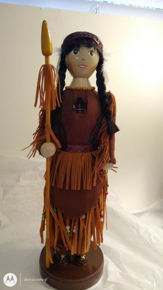 Nutcracker Village 2004 Native American Indian Woman 14 " Tall Rare