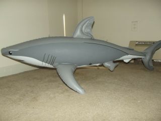 Inflatable Blow Up Vintage Rare 60 Inch Sea World Shark From 1989.