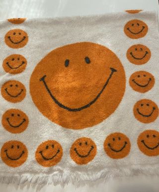 Vintage Retro Orange Smiley Face Bath Towel Frayed Edges Made In Usa Mod Hippie