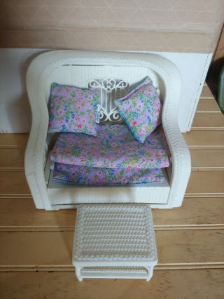 Vintage Mattel Barbie Dream House Faux White Wicker Furniture Futon And Table